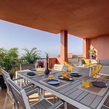 017 Superb Sea View 2 Bed Calahonda *