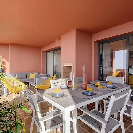 017 Superb Sea View 2 Bed Calahonda * Sitio de Calahonda