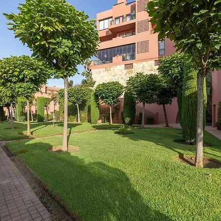 017 Superb Sea View 2 Bed Calahonda * Sitio de Calahonda